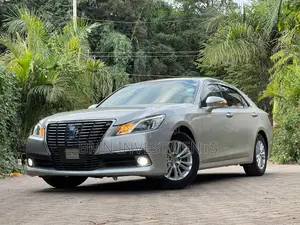Toyota Crown 2013 Silver