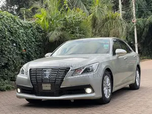 Toyota Crown 2013 Silver