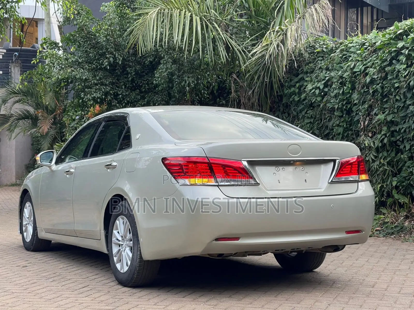 Toyota Crown 2013 Silver