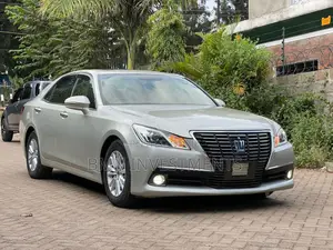 Toyota Crown 2013 Silver