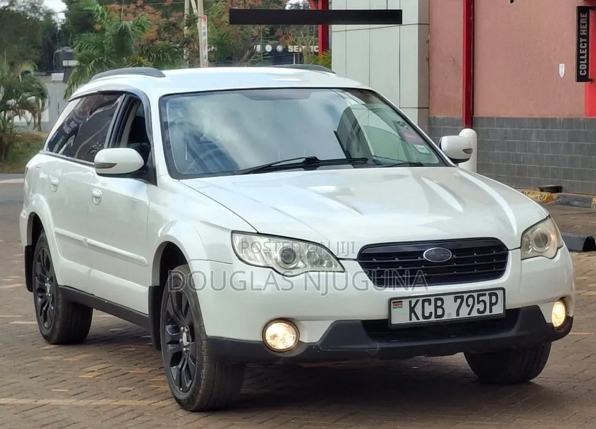 Subaru Outback 2007 White