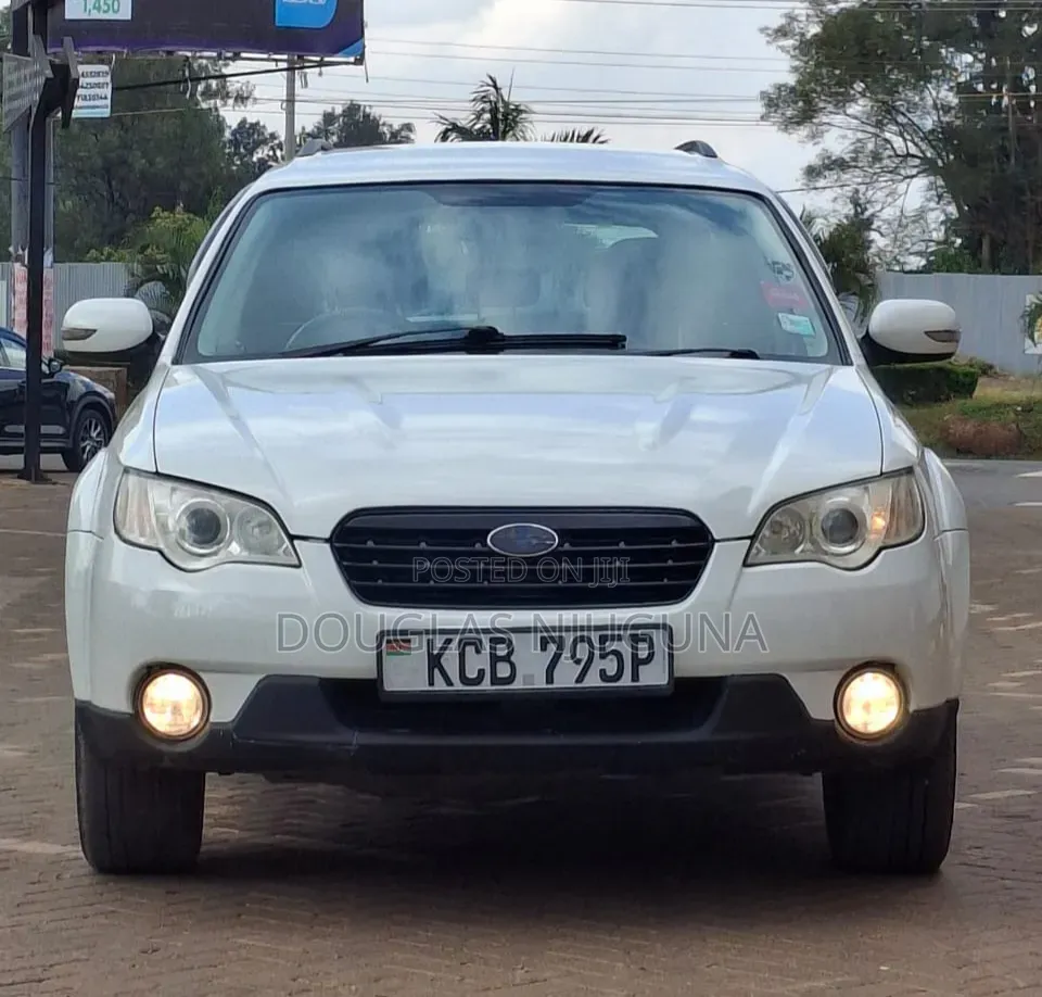 Subaru Outback 2007 White