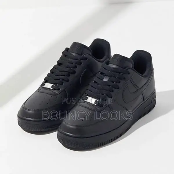 Nike Air Force 1 – Classic Black Sneakers