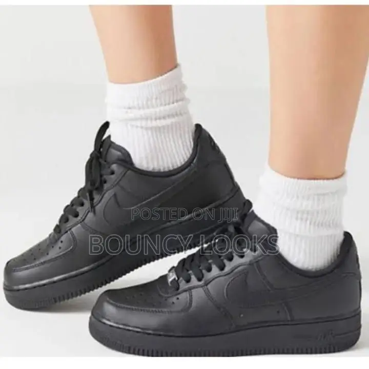 Nike Air Force 1 – Classic Black Sneakers