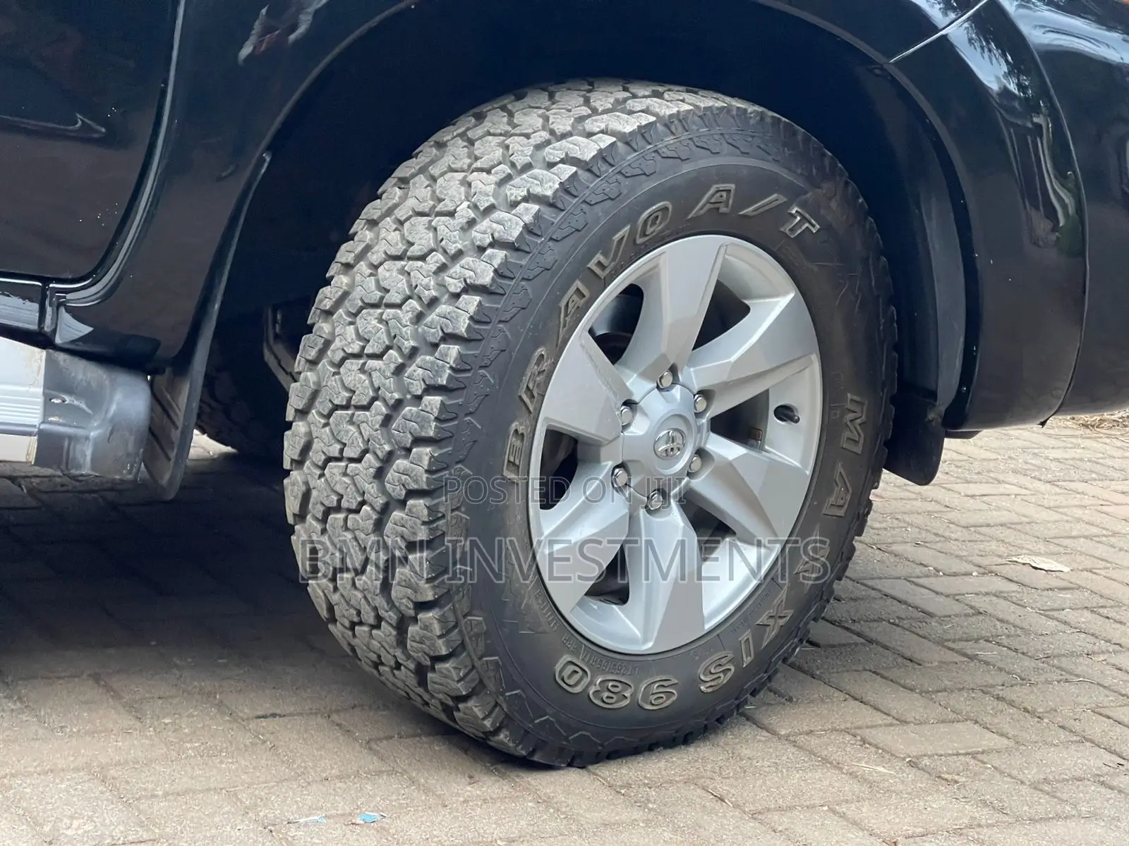 Toyota Hilux Revo Double Cab Deisel 2.4 AWD 2016 Black