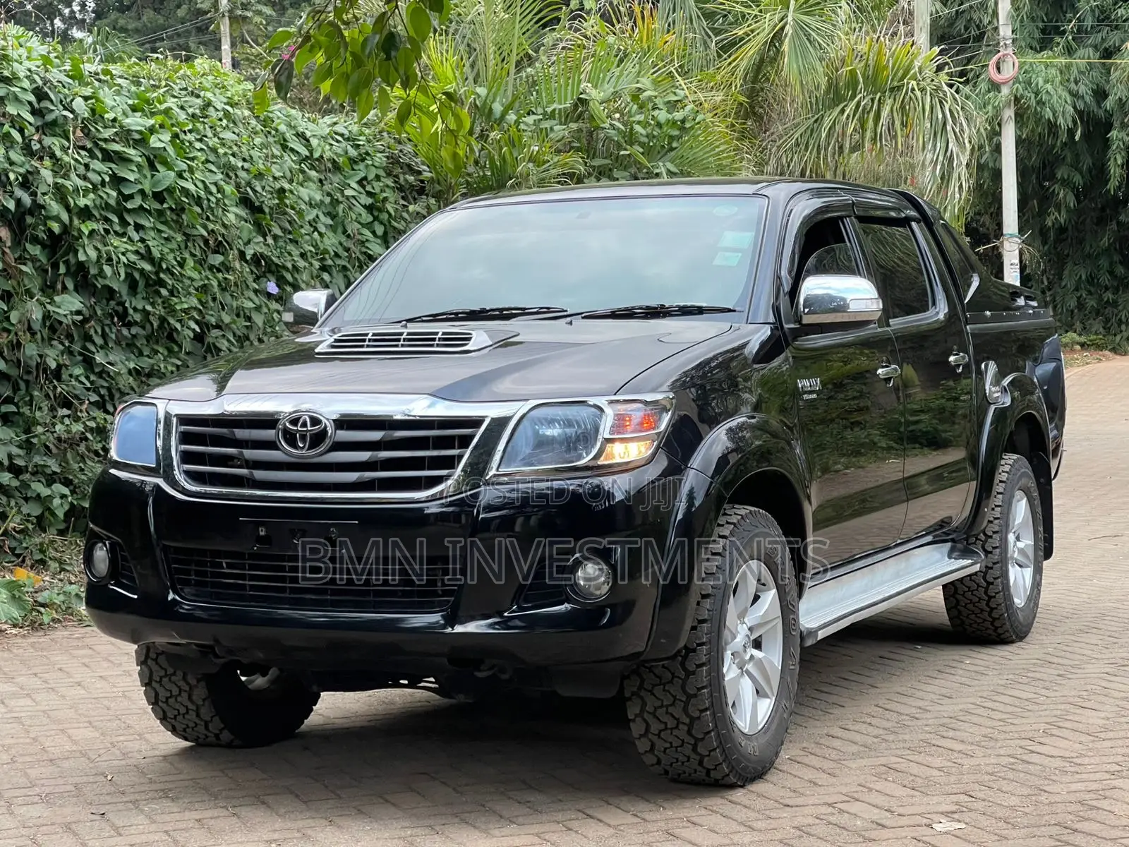 Toyota Hilux Revo Double Cab Deisel 2.4 AWD 2016 Black