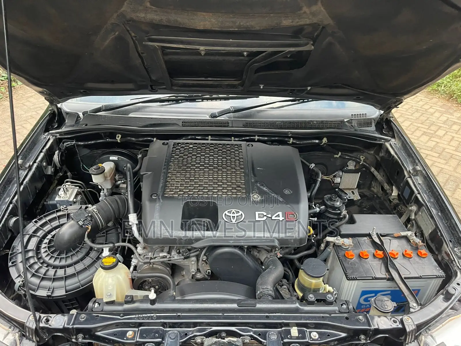 Toyota Hilux Revo Double Cab Deisel 2.4 AWD 2016 Black
