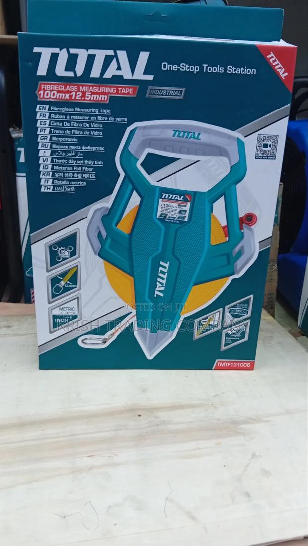 100m × 12.5mm Fibreglass Measuring Tape