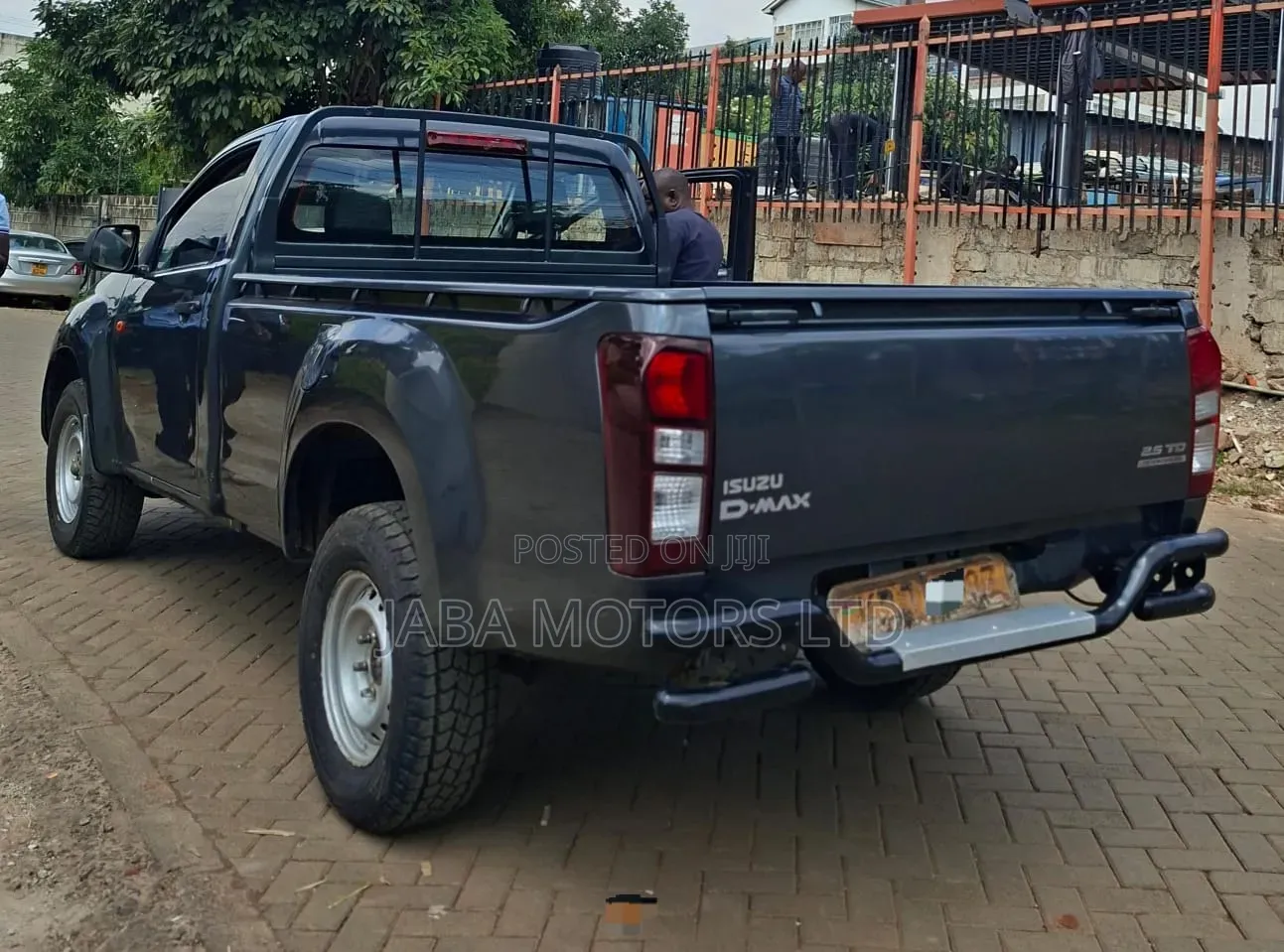 Isuzu D-MAX 2022 Gray