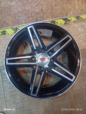 14-Inch 8-Hole Dual PCD Gloss Black Machined Alloy Wheel Rim