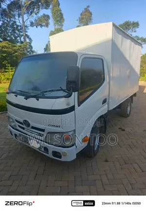 Toyota Dyna KDB 2015
