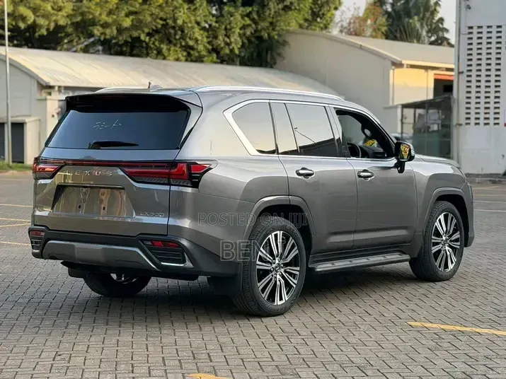 New Lexus LX 2023 Gray