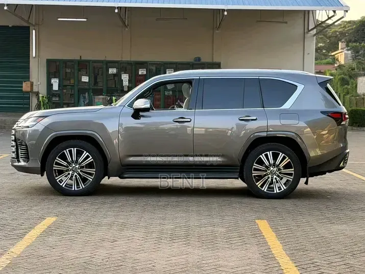 New Lexus LX 2023 Gray