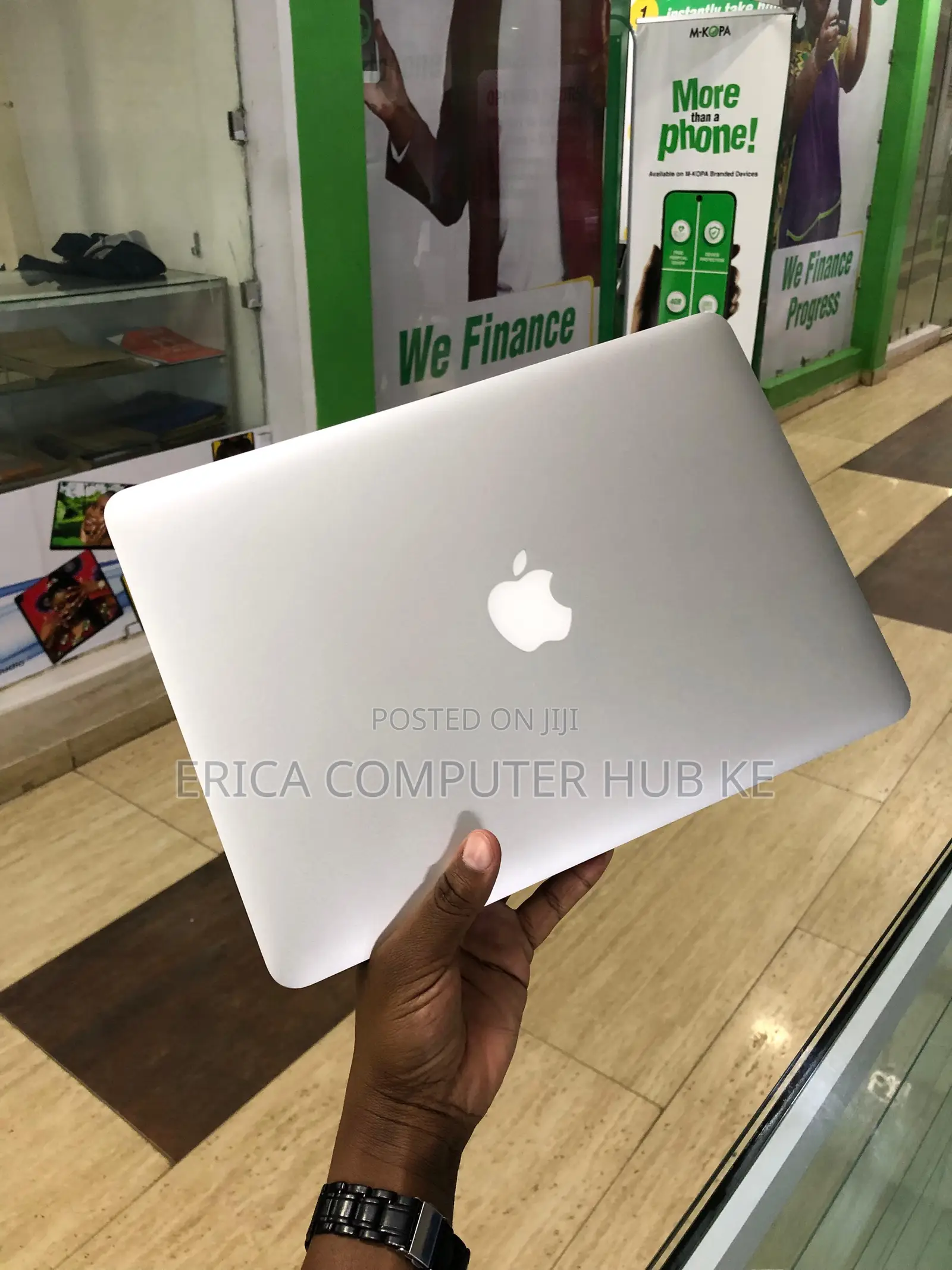 Laptop Apple MacBook Air 8GB Intel Core i7 SSD 256GB