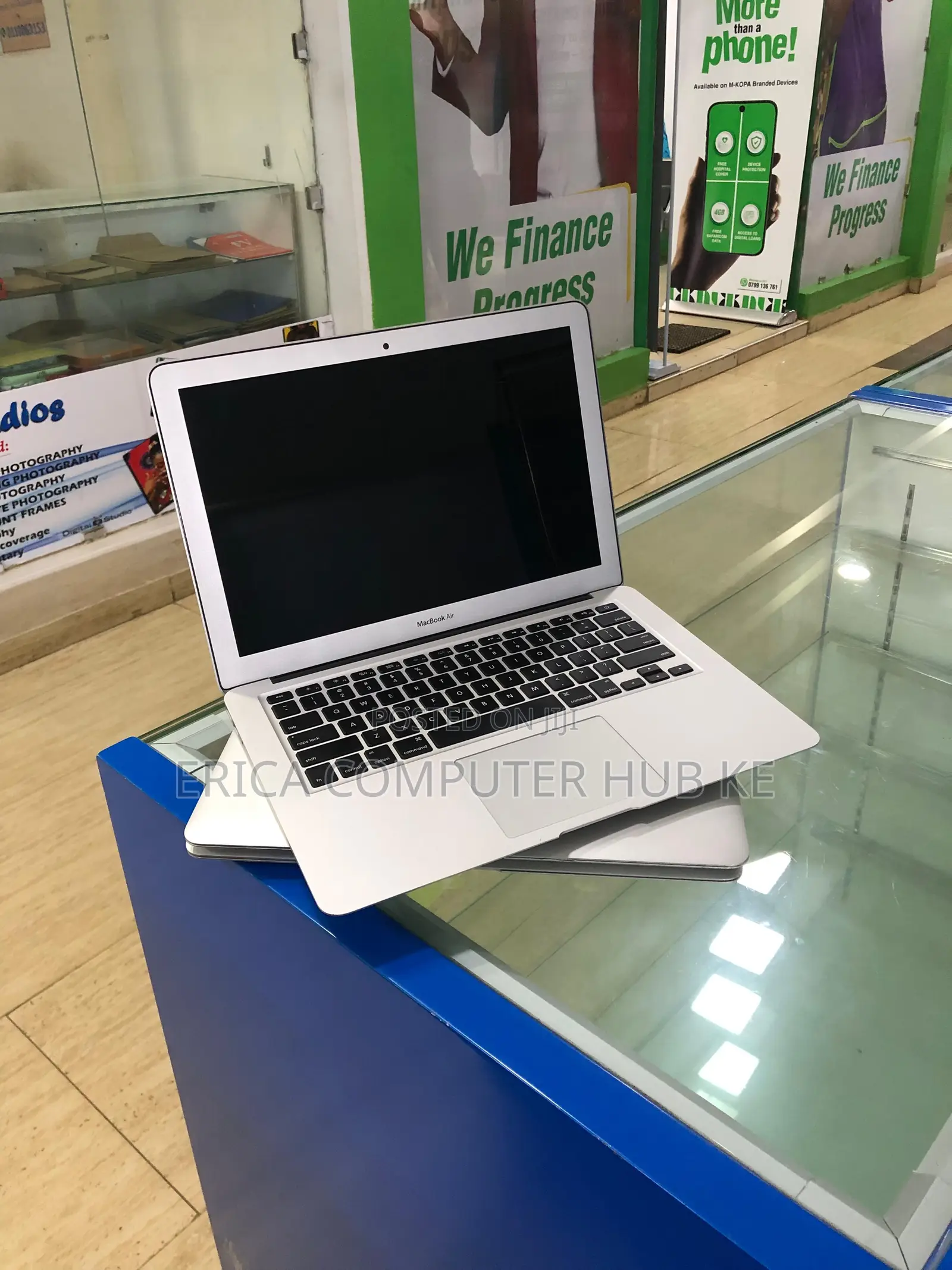 Laptop Apple MacBook Air 8GB Intel Core i7 SSD 256GB