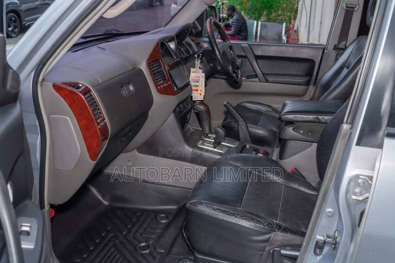 Mitsubishi Pajero 2004 Silver