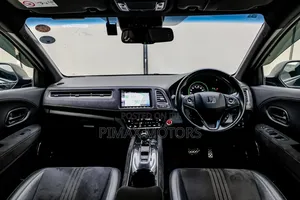 Honda Vezel 2019 Black
