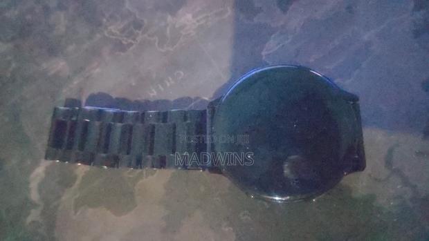 Samsung Watch - thumbnail 2