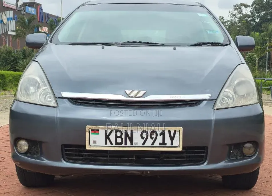 Toyota Wish 2004