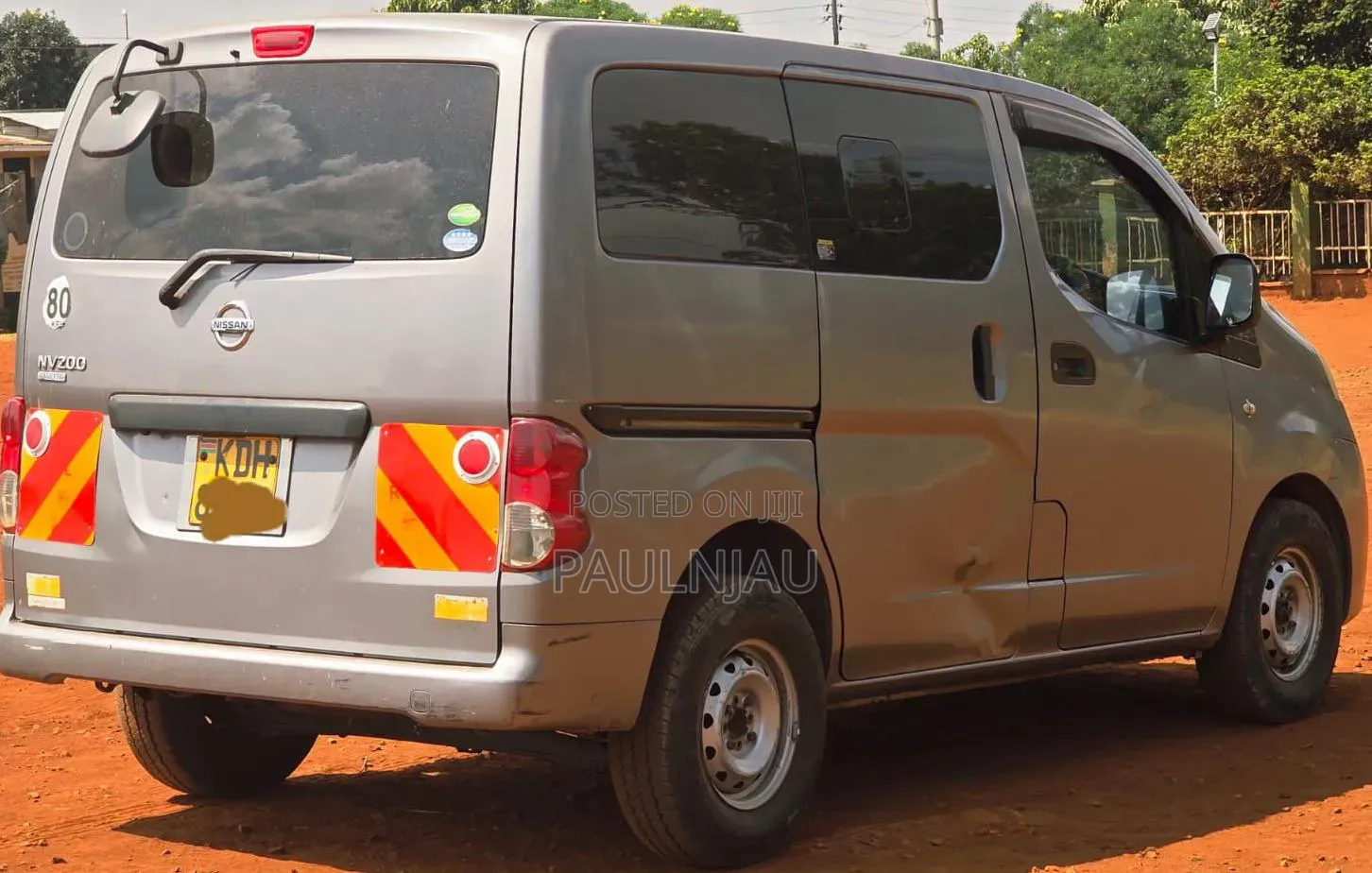 Nissan NV200 2015 Silver
