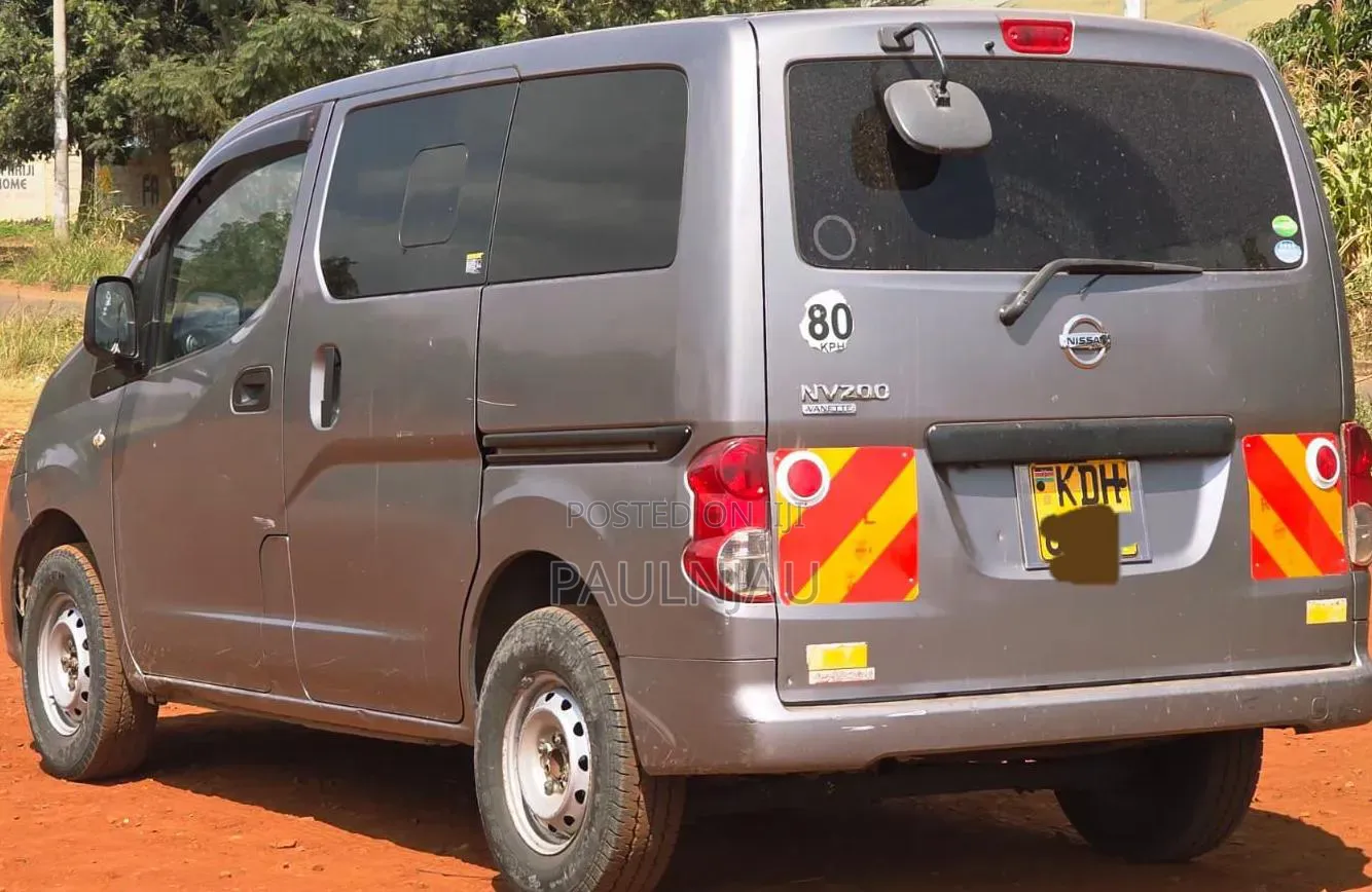 Nissan NV200 2015 Silver