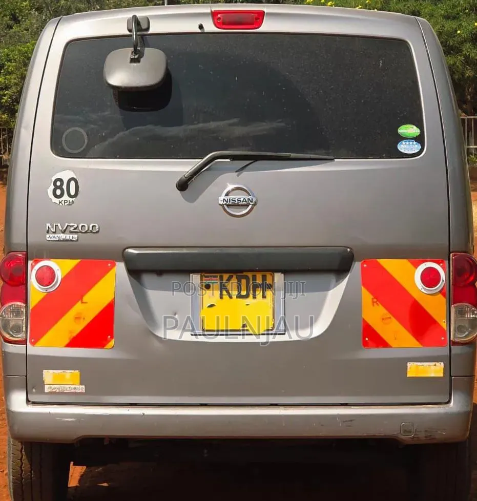 Nissan NV200 2015 Silver
