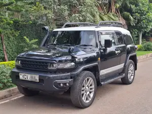 Toyota FJ Cruiser 2012 Black