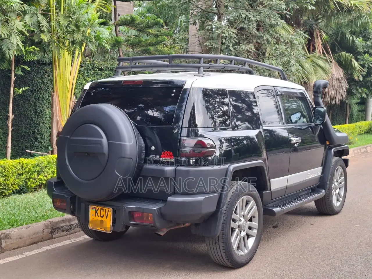 Toyota FJ Cruiser 2012 Black