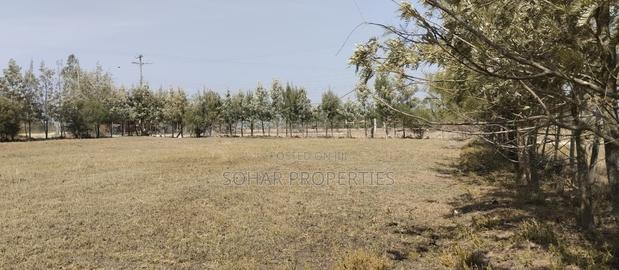 Kitengela, Acacia - One Acre Prime Land on Sale - thumbnail 4