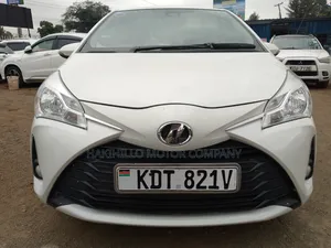 Toyota Vitz 2019 White