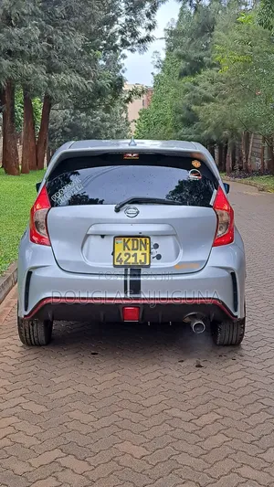Nissan Note 2016 Black