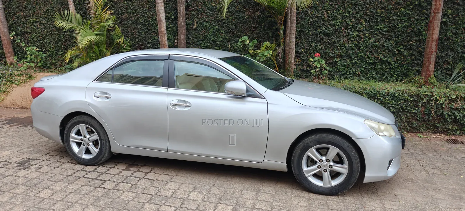 Toyota Mark X 2011 Silver