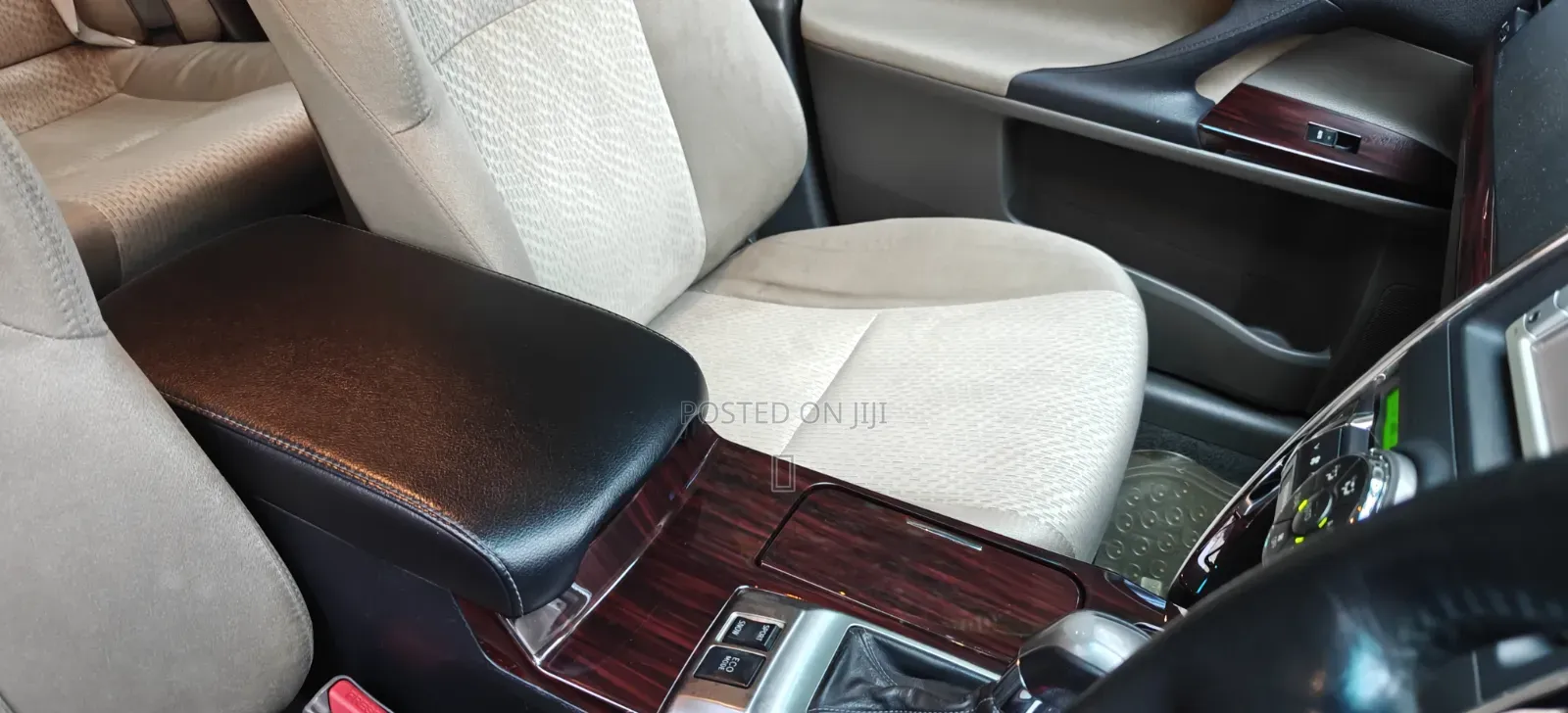 Toyota Mark X 2011 Silver