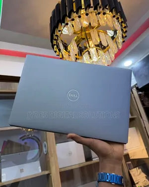 Laptop Dell Precision 5560 16GB Intel Core i7 SSD 512GB