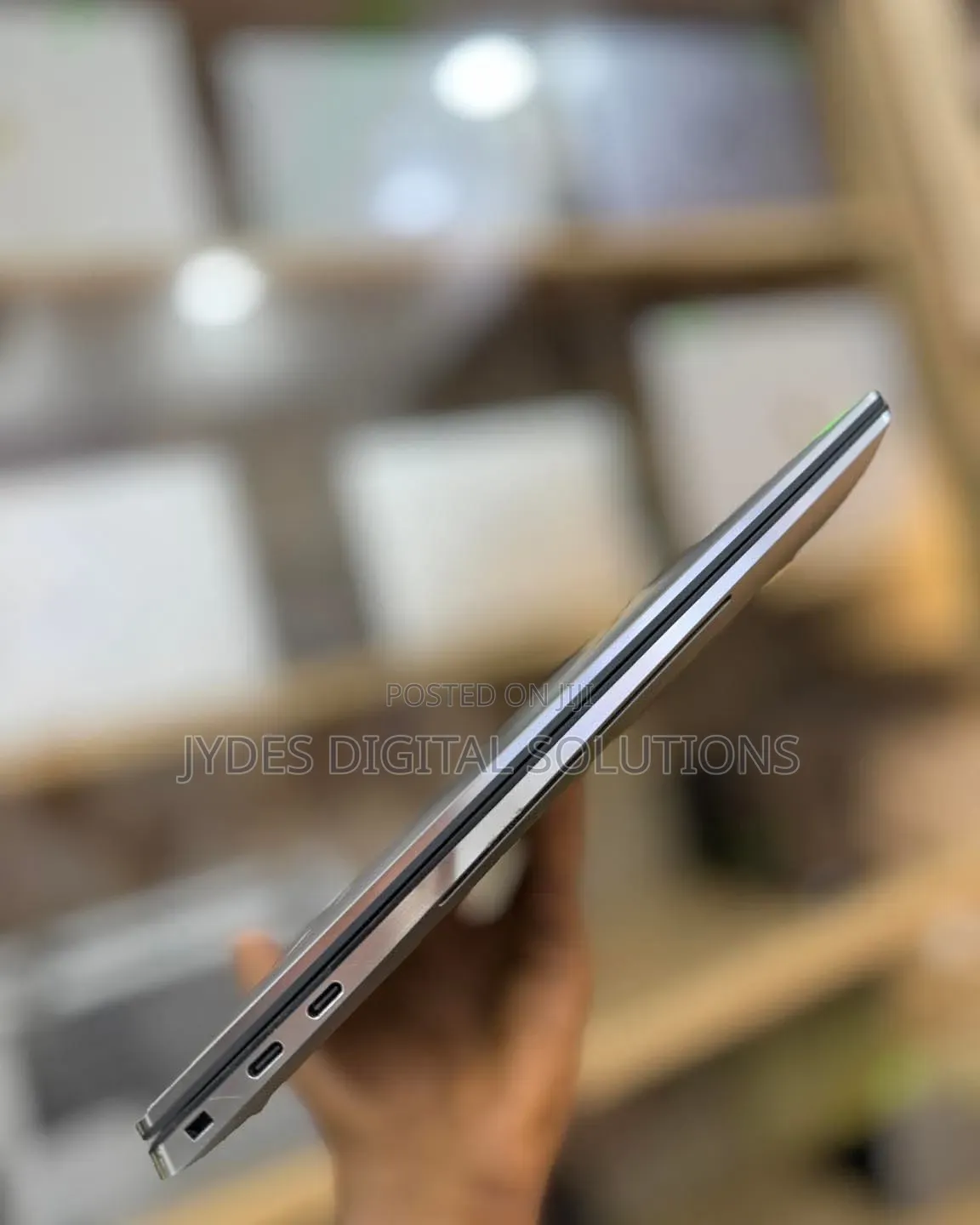 Laptop Dell Precision 5560 16GB Intel Core i7 SSD 512GB