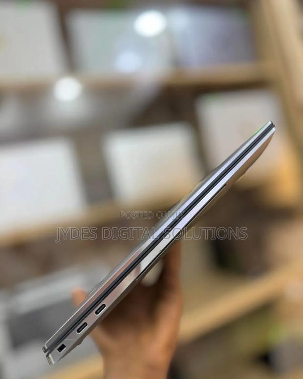 Laptop Dell Precision 5560 16GB Intel Core i7 SSD 512GB - thumbnail 4