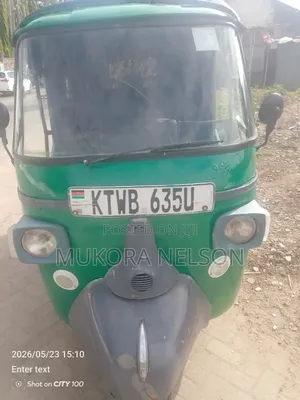Piaggio 2023 Green