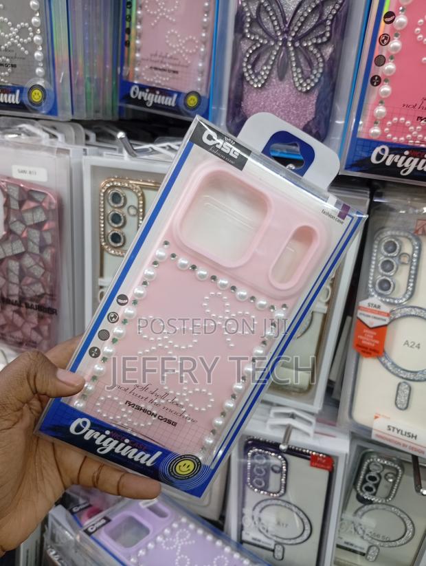 iPhone 11 ""Soft Girl" Aesthetic Case - thumbnail 2