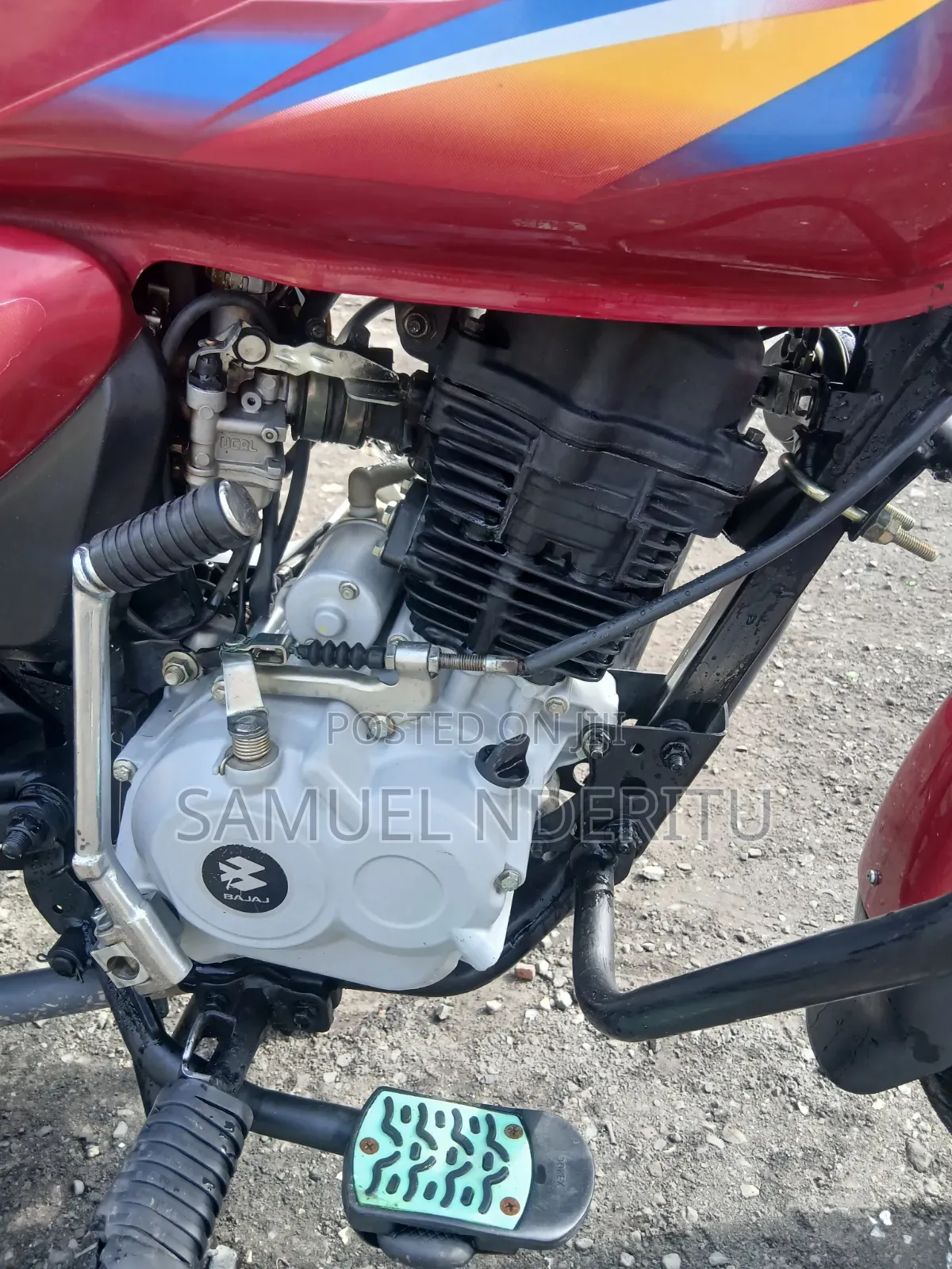 Bajaj Boxer 150 UG 2023 Red
