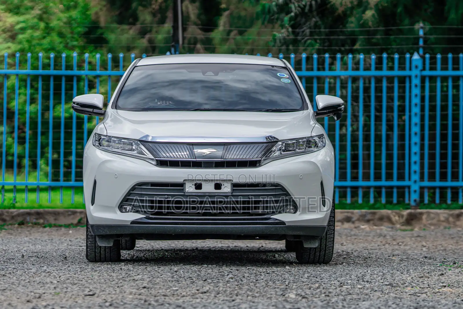 Toyota Harrier 2.0 2020 White