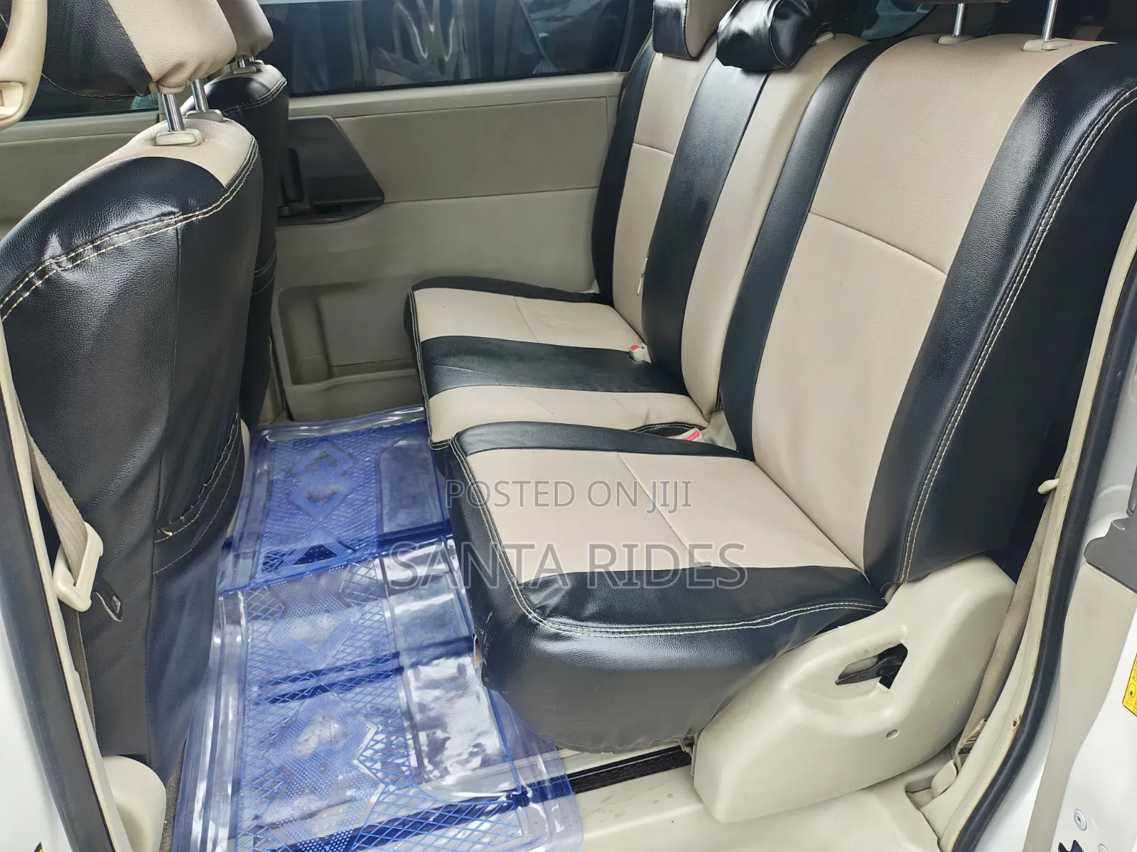Toyota Noah 2012 White