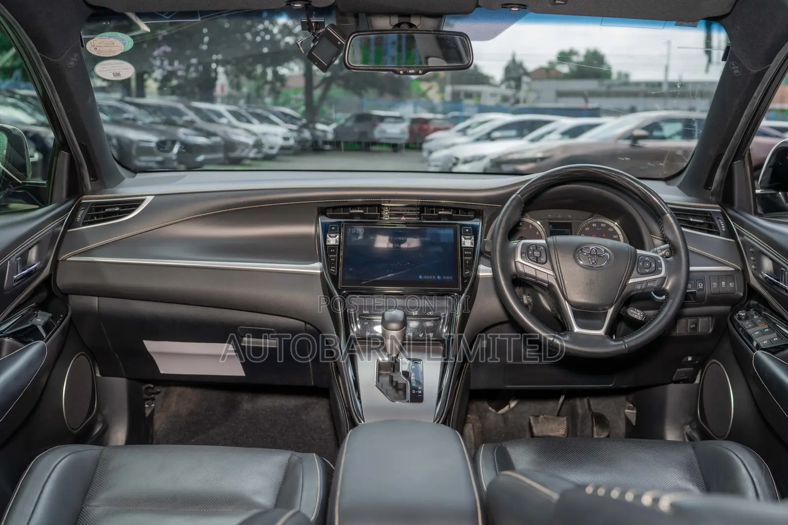 Toyota Harrier 2.0 2020 White