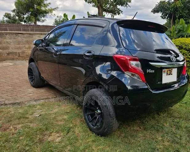 Toyota Vitz 2014 Black