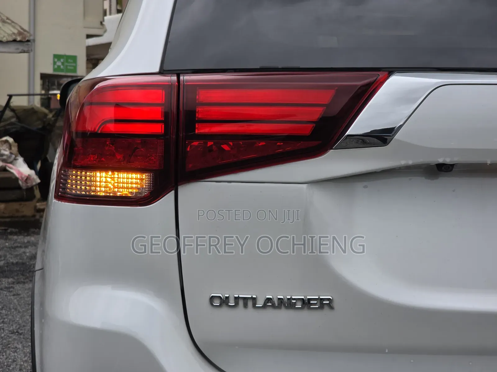 Mitsubishi Outlander 2019 White