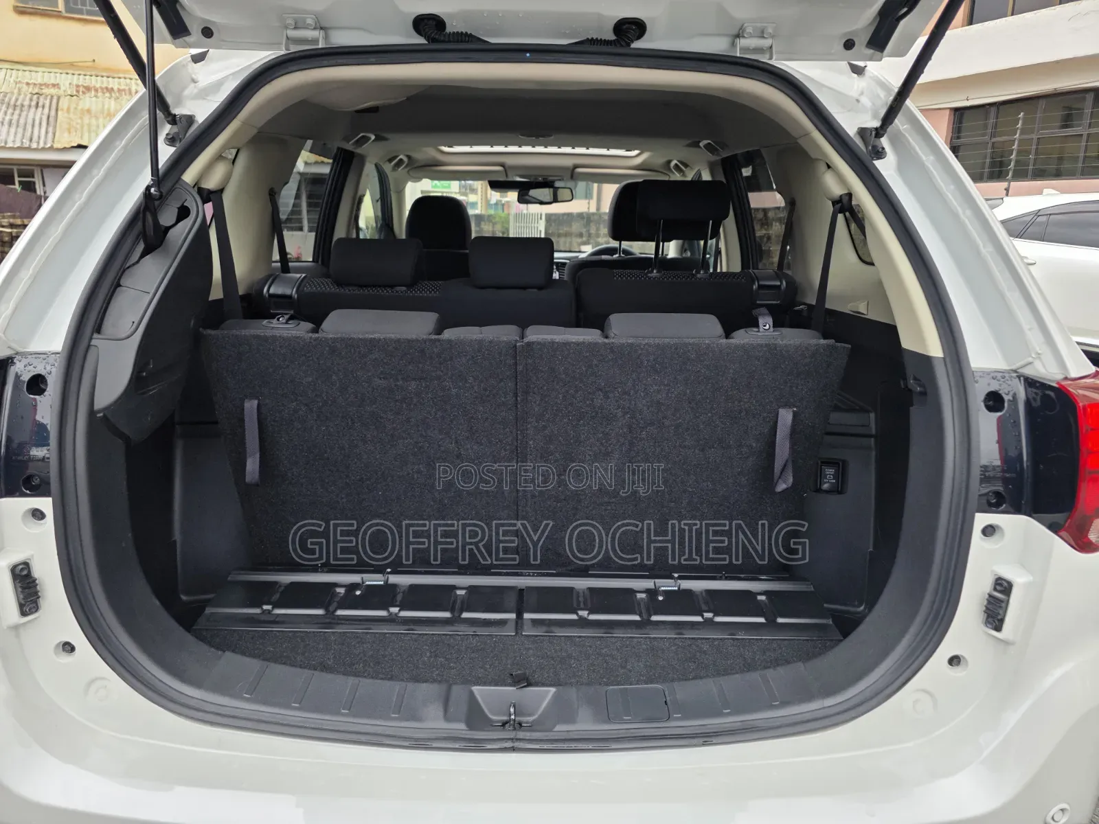 Mitsubishi Outlander 2019 White