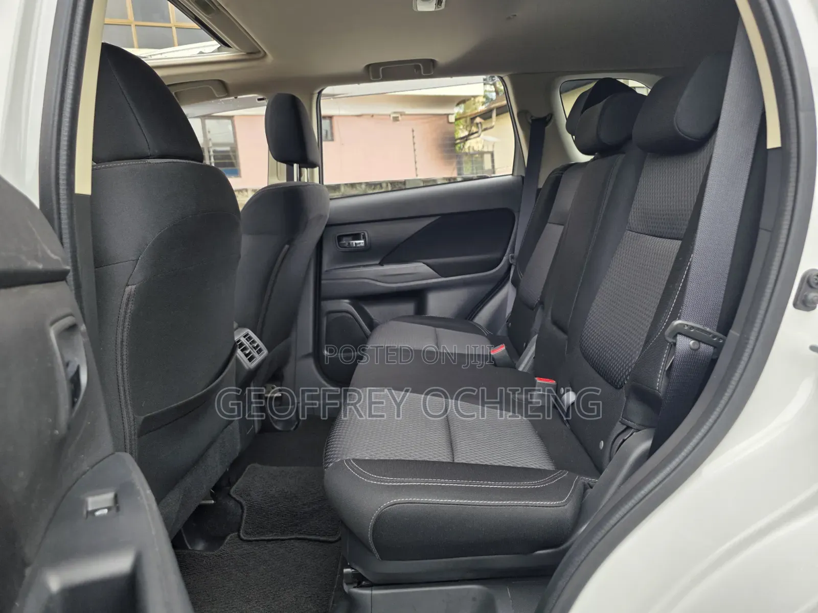 Mitsubishi Outlander 2019 White