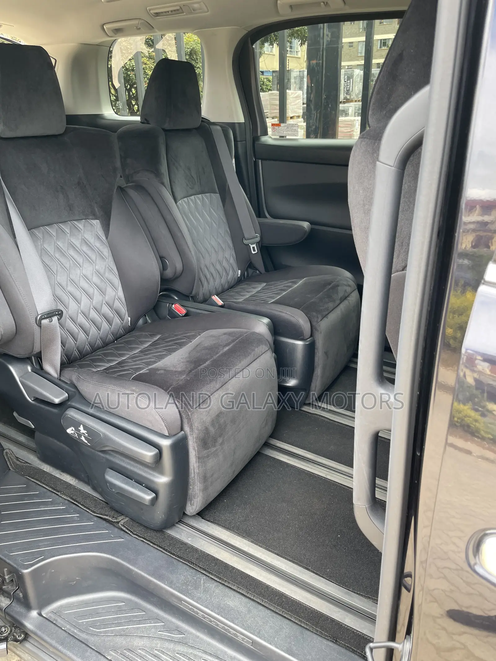 Toyota Vellfire 2019 Black