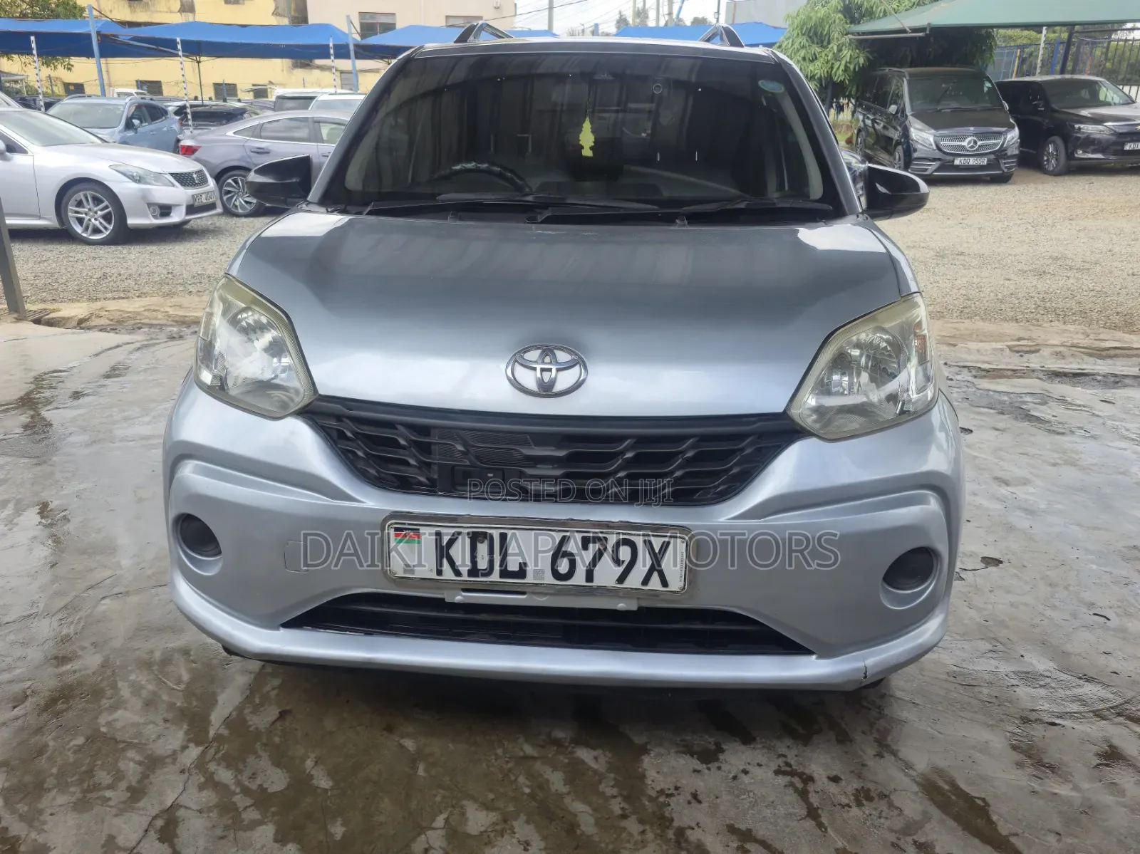 Toyota Passo 2016 Silver