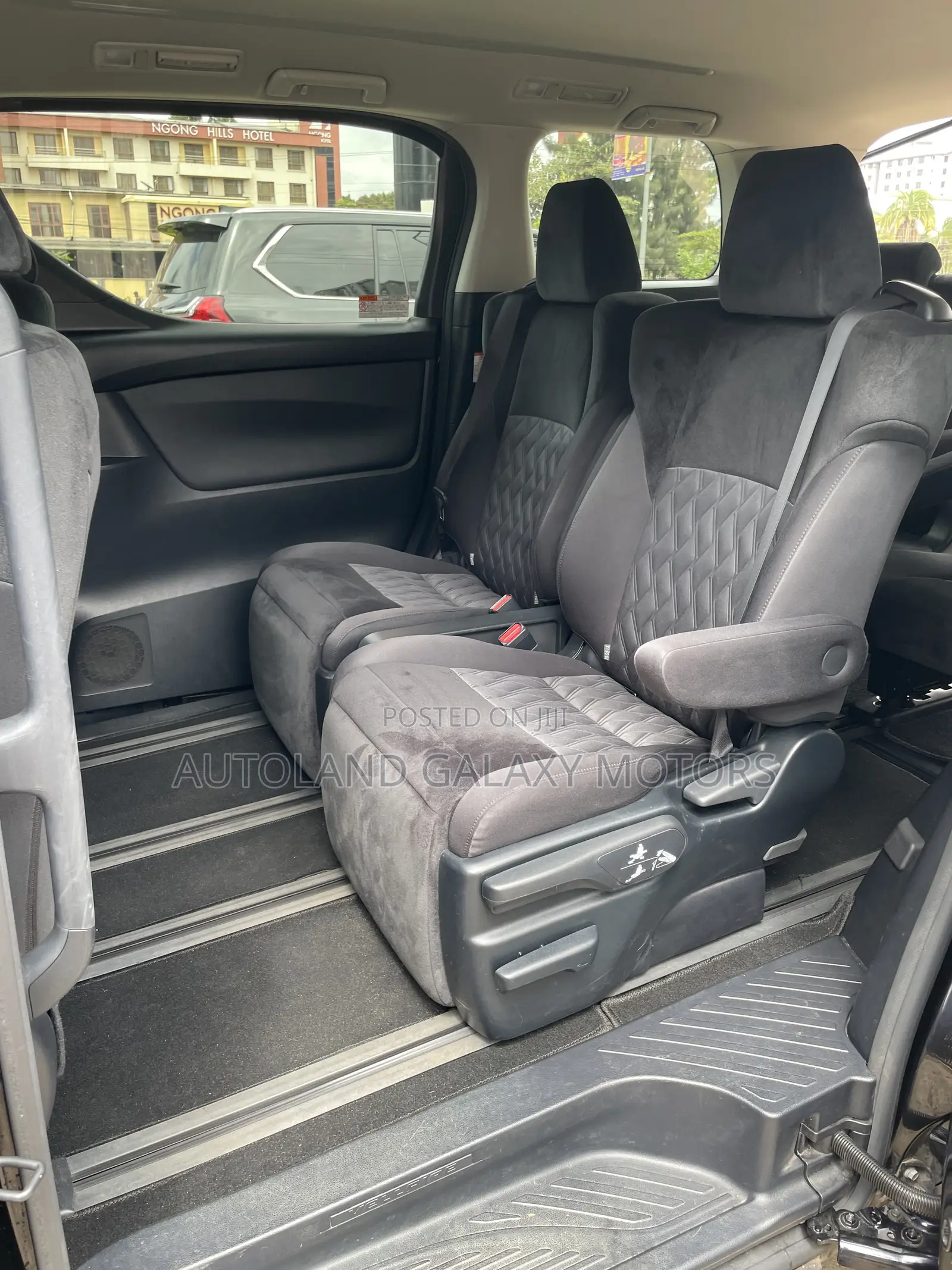 Toyota Vellfire 2019 Black