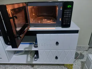 Gently Used Microwave - Excellent Working Condition
